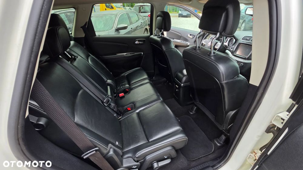 Fiat Freemont 2.0 Multijet 16V DPF Automatik Allrad Lounge - 9