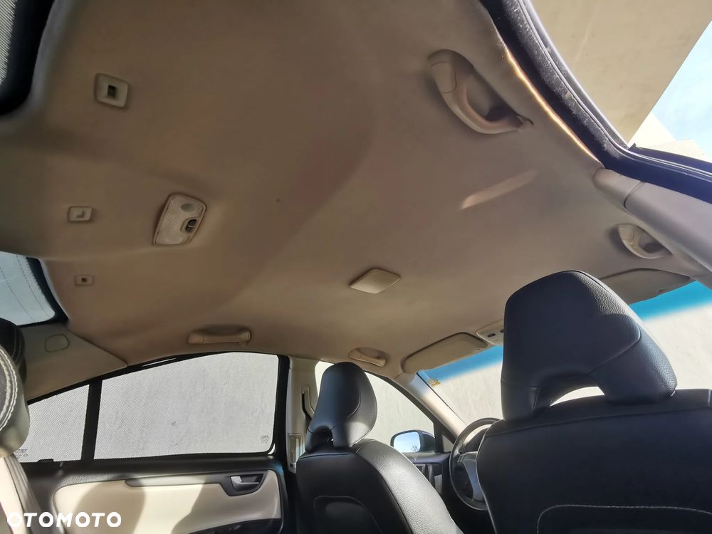 Volvo S60 2.4D5 Summum - 9