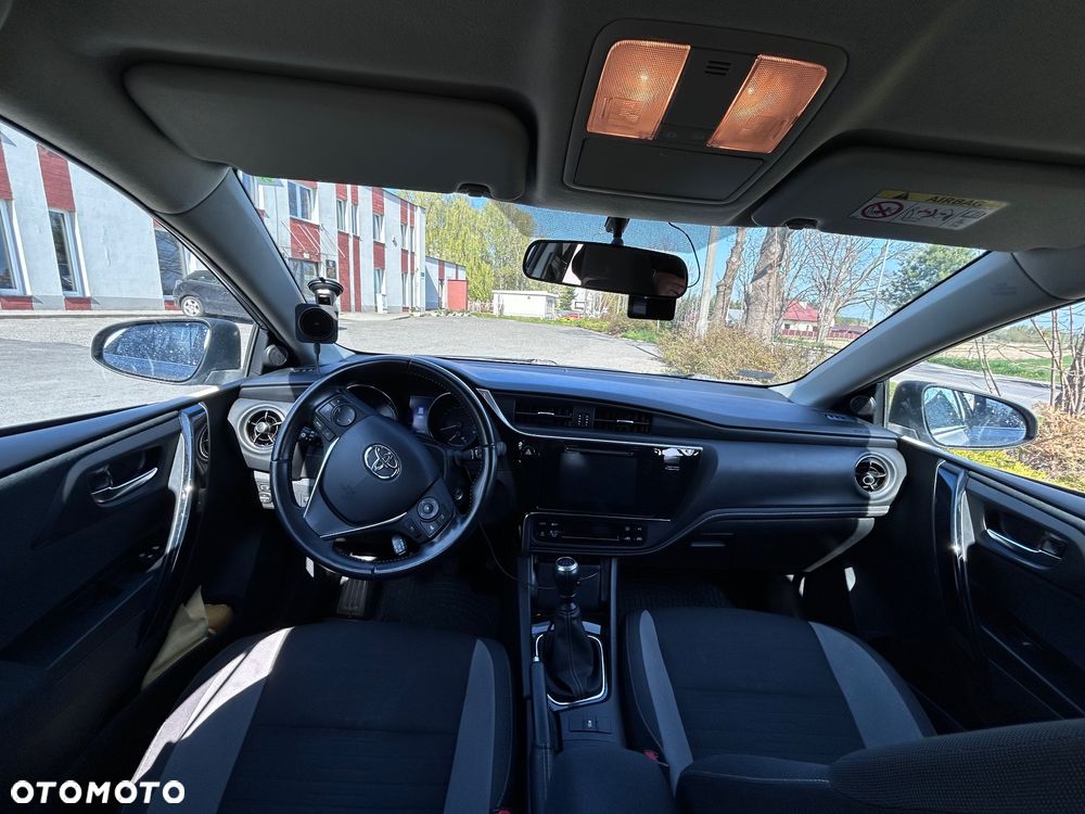Toyota Auris 1.6 Comfort - 5