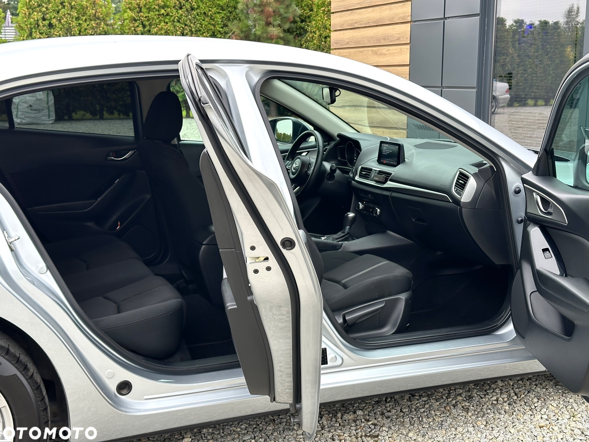 Mazda 3 - 9
