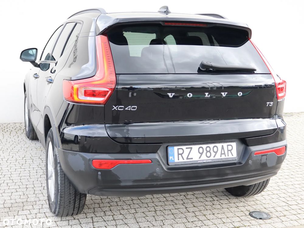 Volvo XC 40 T3 Momentum Core - 6