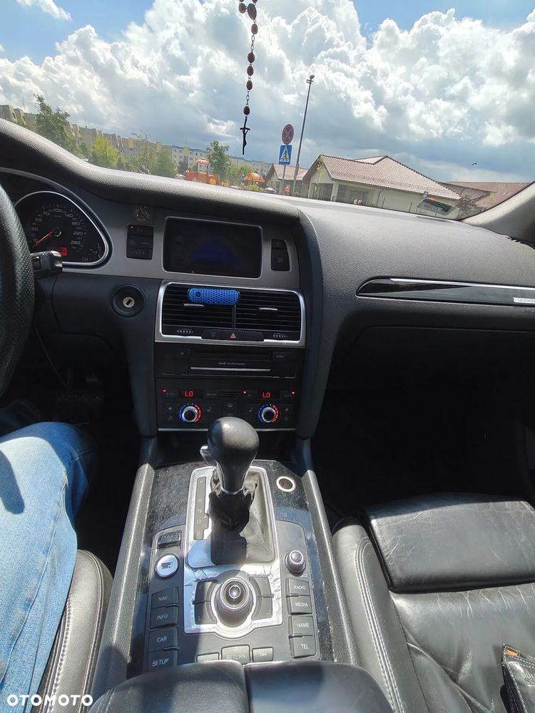 Audi Q7 - 15