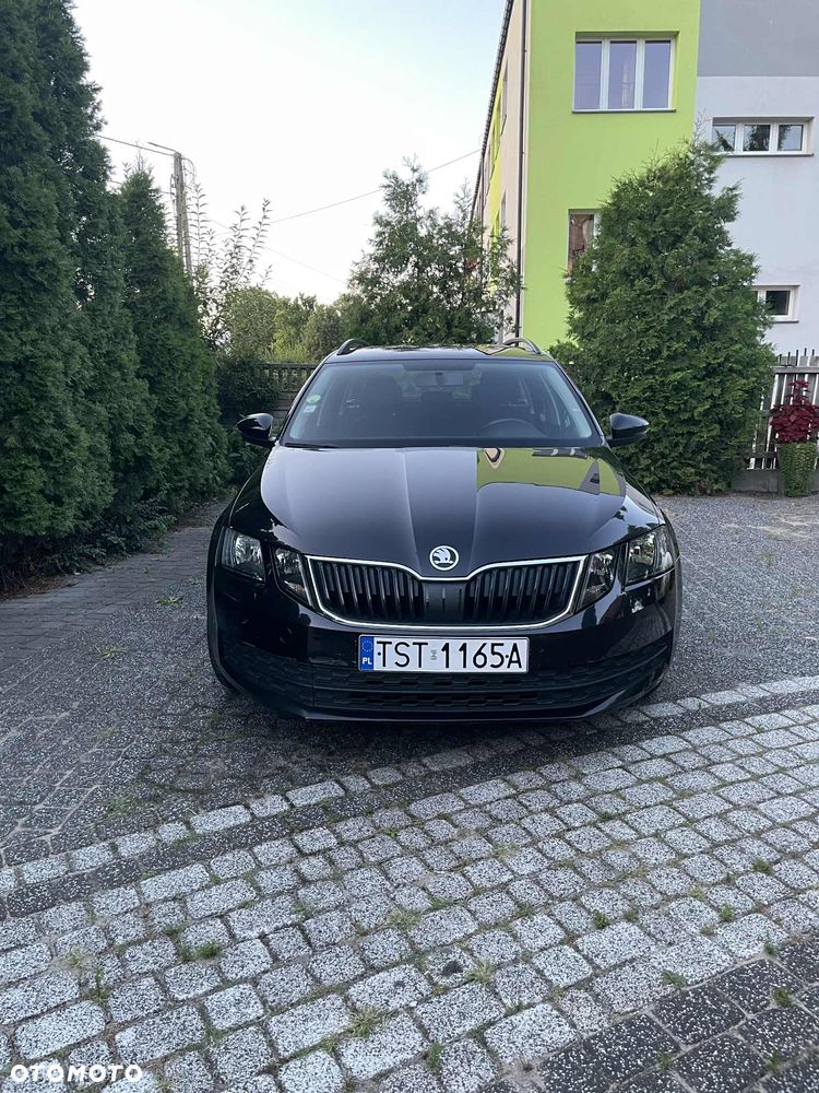 Skoda Octavia 1.6 TDI Active - 4