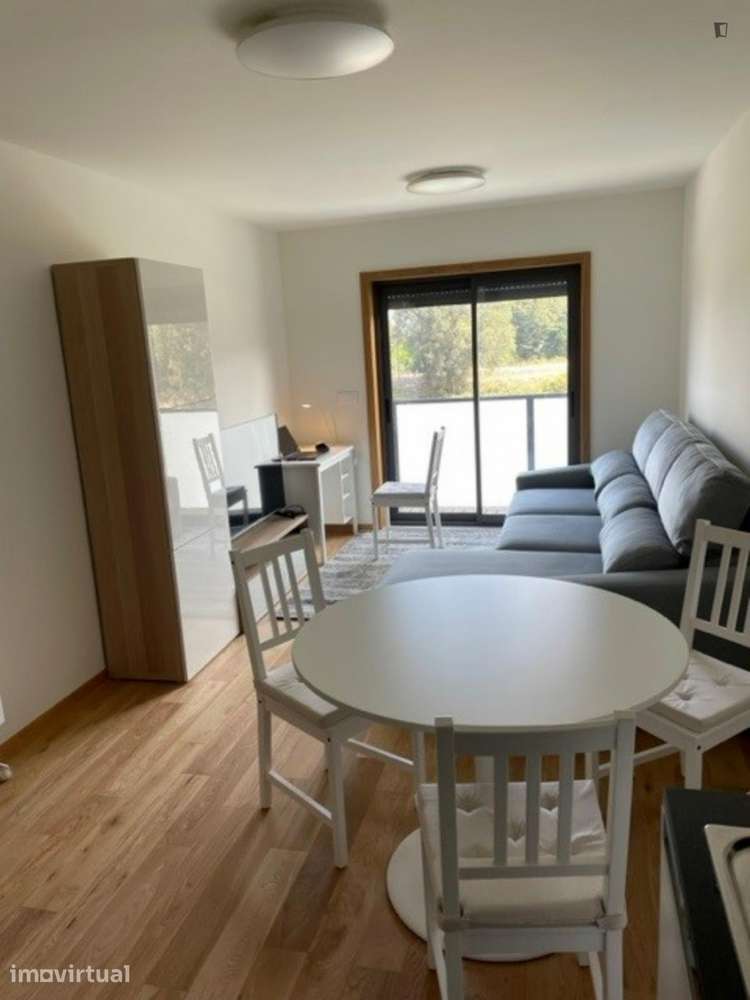 Apartamento com 1 quartos - localizado em São Mamede de Infesta Porto - Grande imagem: 2/29