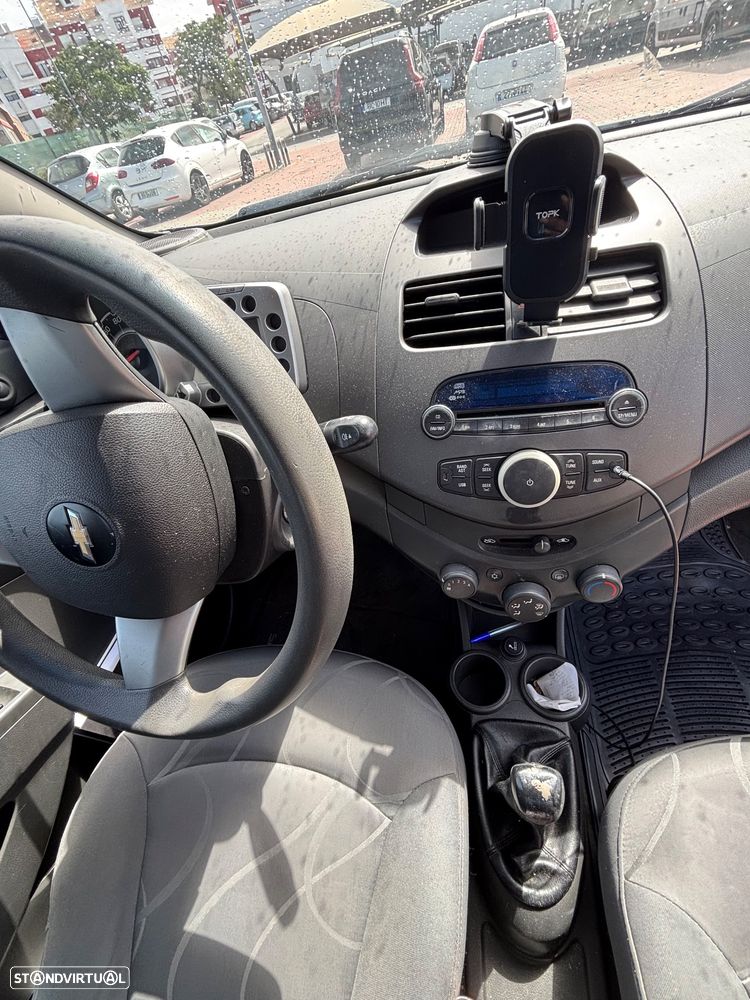 Chevrolet Spark 1.0 L - 13