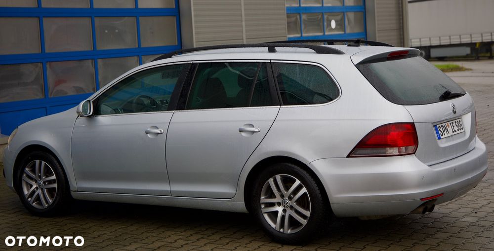 Volkswagen Golf 2.0 TDI DPF Comfortline - 16