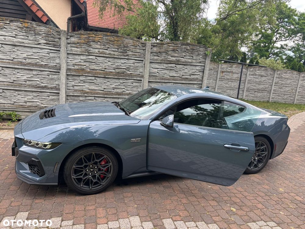 Ford Mustang - 12