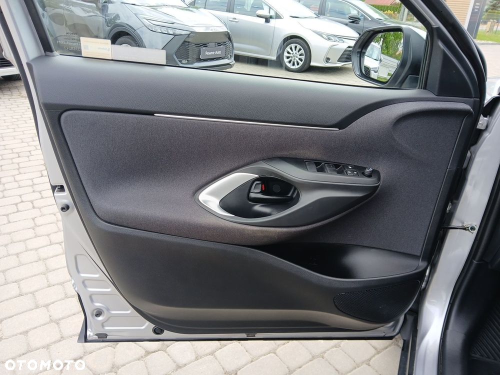 Toyota Yaris Cross Hybrid 1.5 Comfort - 21