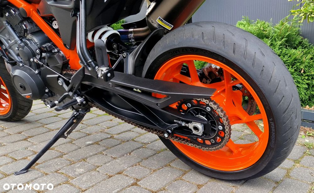 KTM DUKE 890 - 35
