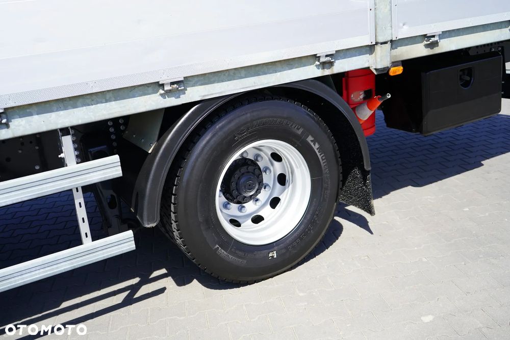 Iveco EUROCARGO / 180E25 / SKRZYNIOWY + HDS / HYVA HB 150 X / ROTATOR / WIDŁY / PILOT - 30