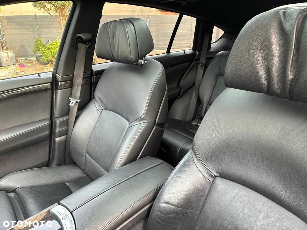 BMW 5GT 535i xDrive - 16