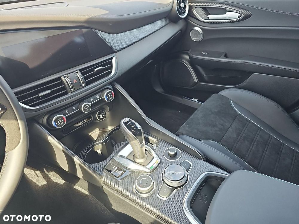 Alfa Romeo Giulia - 22