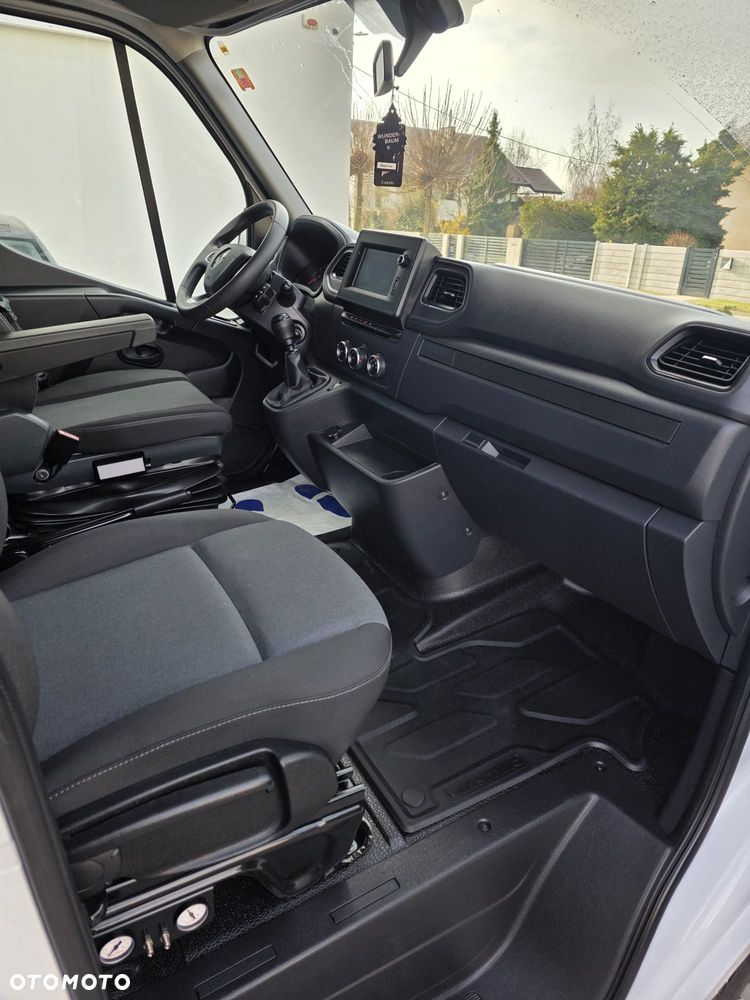 Renault Master - 11