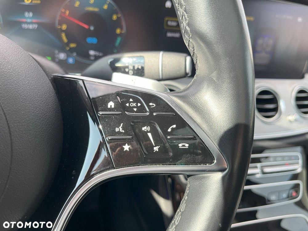 Mercedes-Benz Klasa E - 26