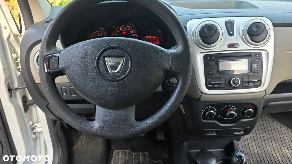 Dacia Lodgy 1.6 MPI 85 Ambiance - 27