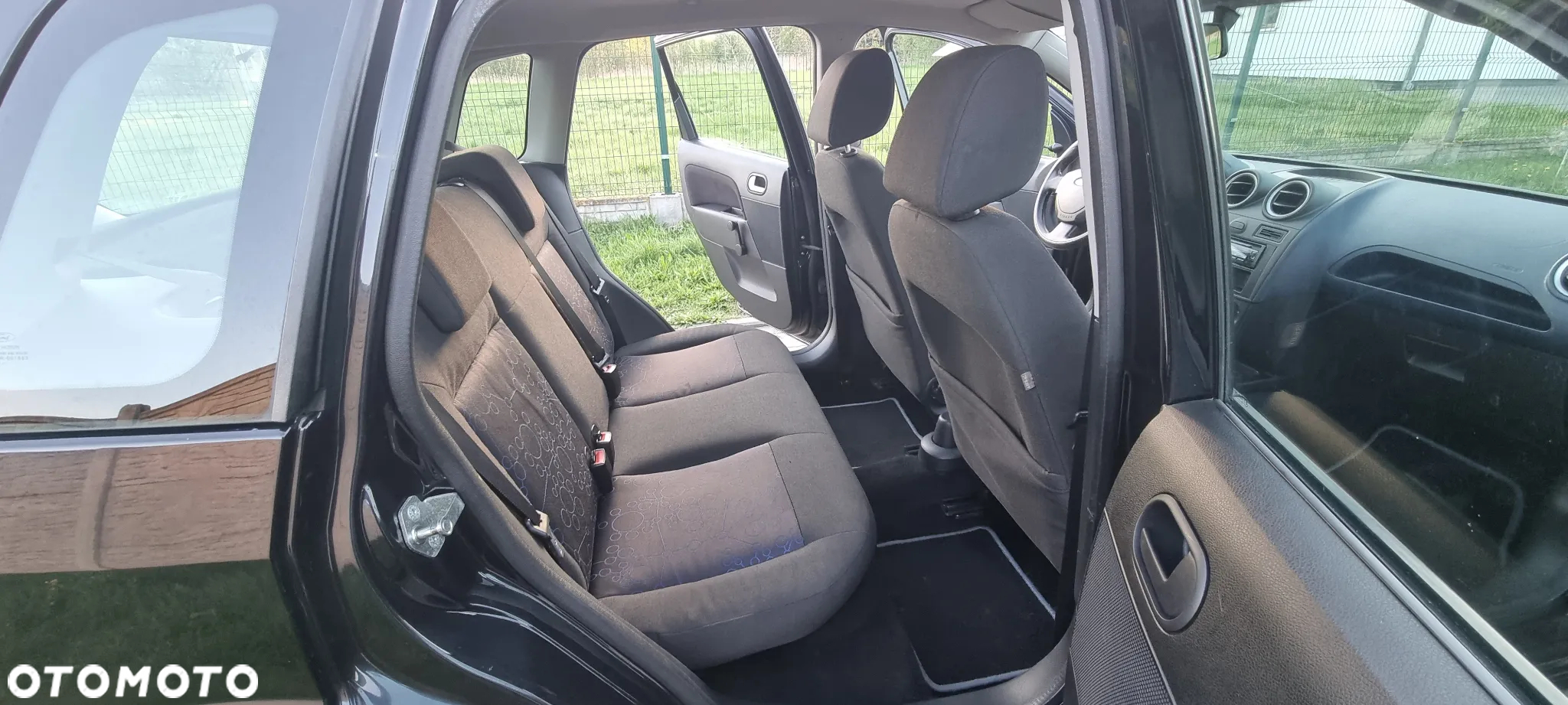 Ford Fiesta - 20