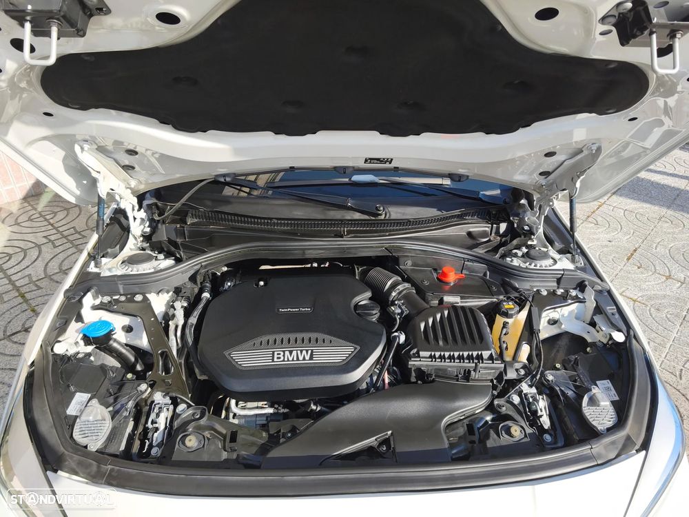 BMW 116 d Pack Desportivo M - 22