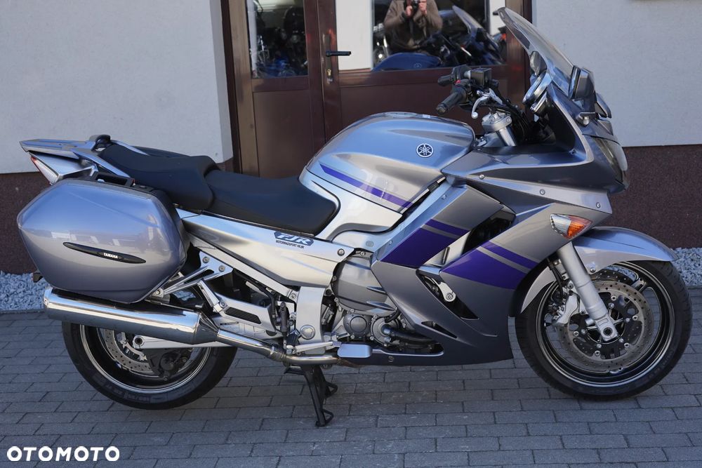 Yamaha FJR - 3