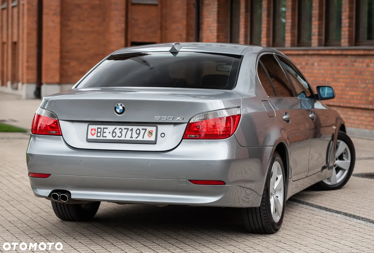 BMW Seria 5 - 12