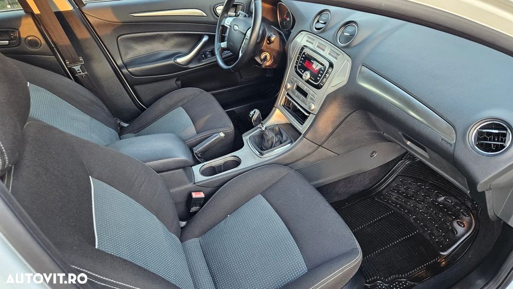 Ford Mondeo 1.8 TDCi Trend - 9