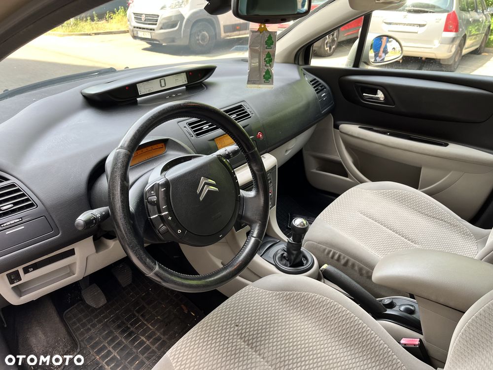 Citroën C4 1.6 16V Magic - 4