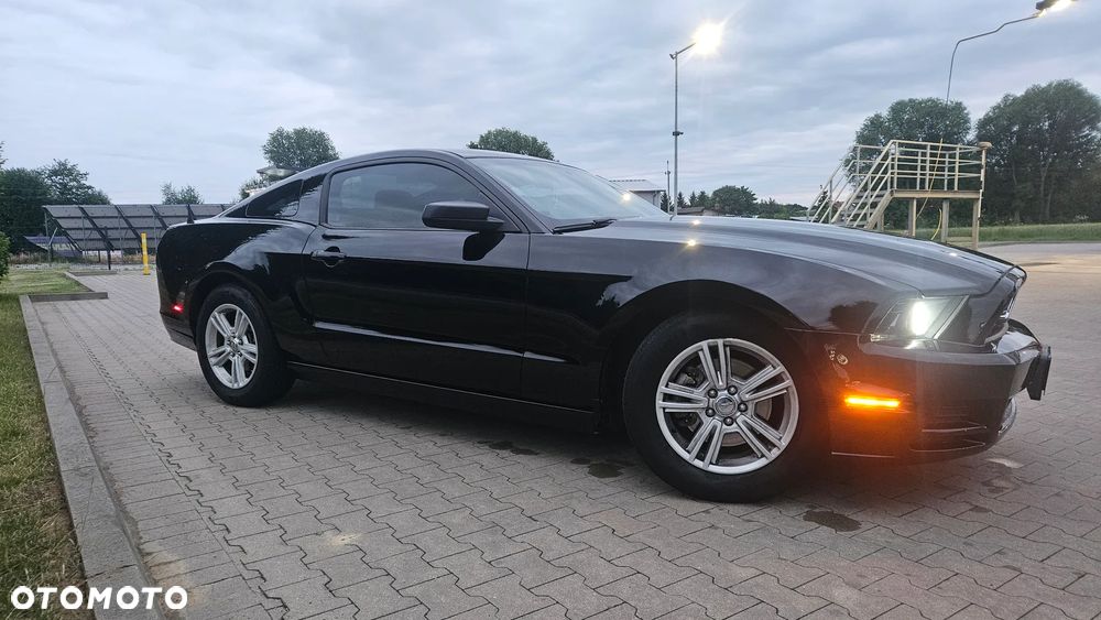 Ford Mustang 3.7 V6 - 12