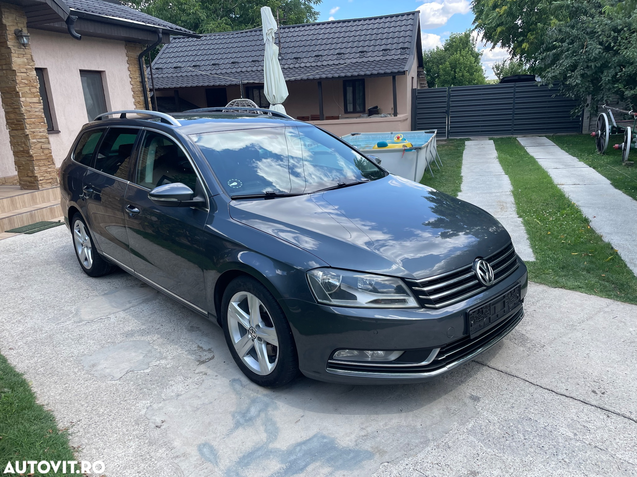 Volkswagen Passat - 2