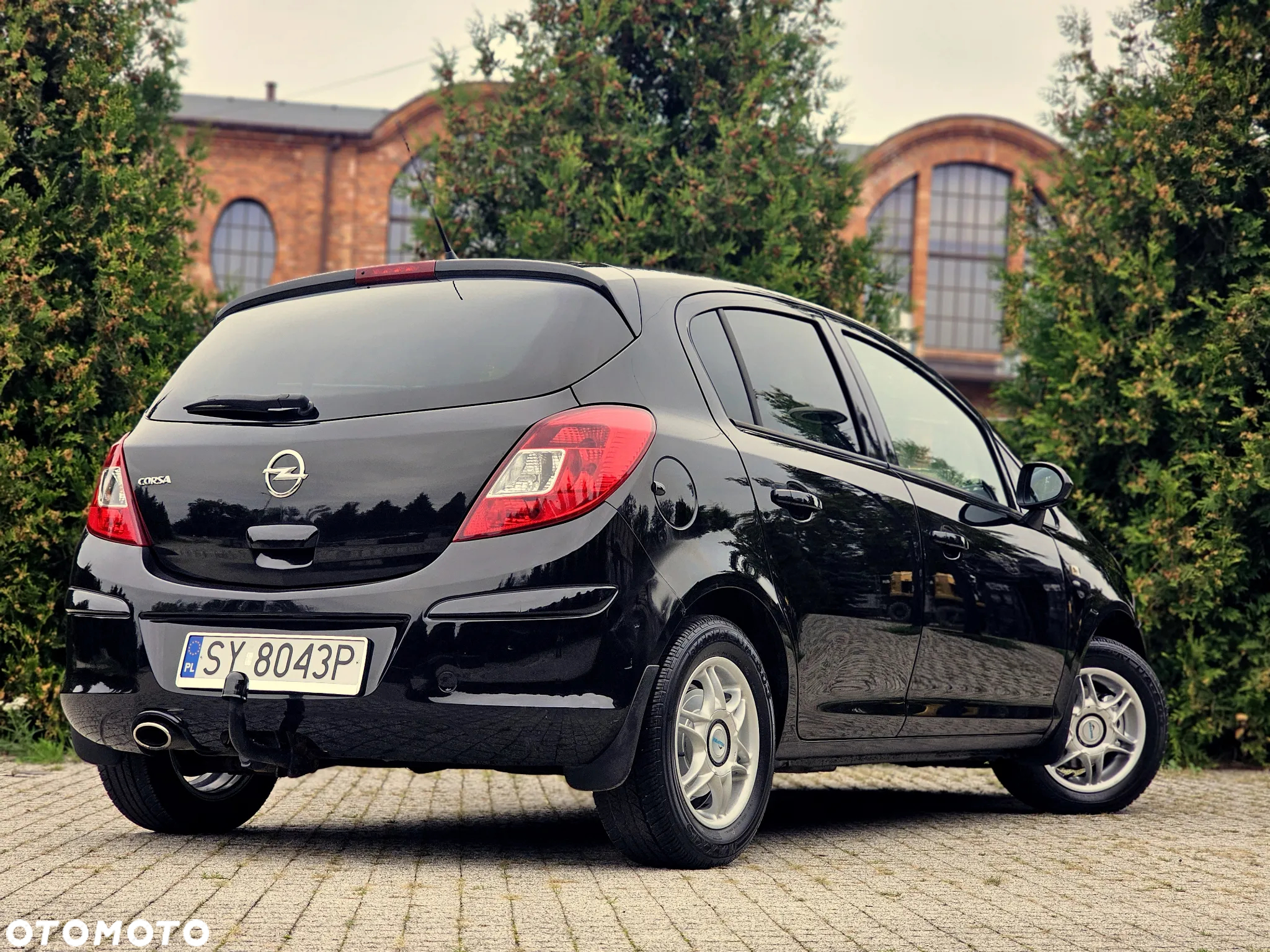 Opel Corsa 1.4 16V Satellite - 4