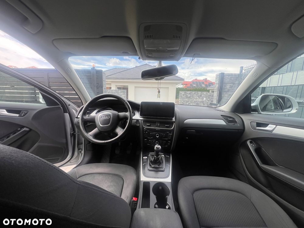 Audi A4 Avant 2.0 TDI - 8