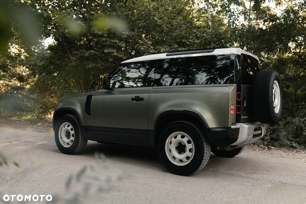 Land Rover Defender 3.0 D200 mHEV - 6