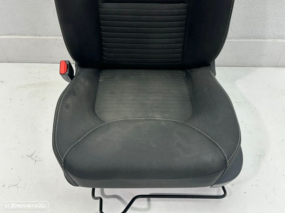 Conjunto Bancos - Renault Clio IV (2016) - 8