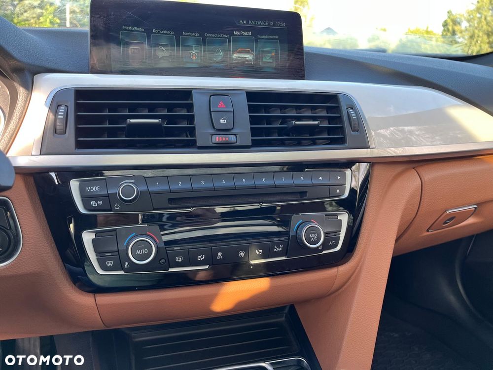 BMW Seria 3 320d Efficient Dynamics - 19