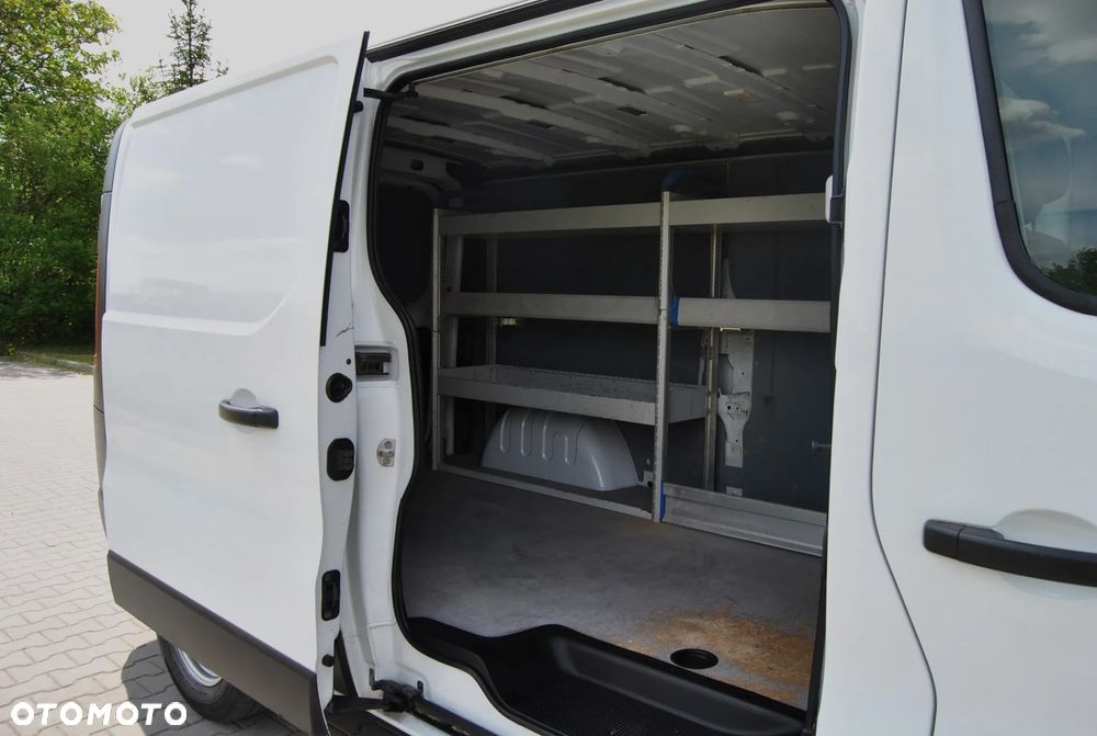 Renault Trafic - 11