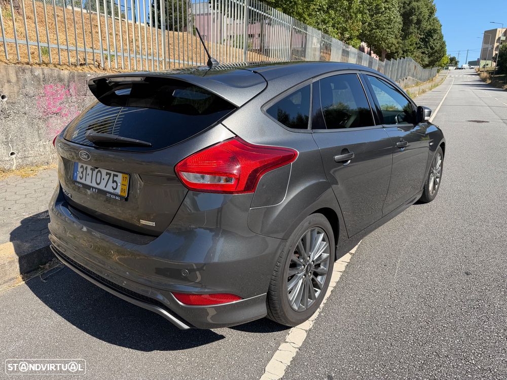 Ford Focus 1.0 EcoBoost ST-Line - 4