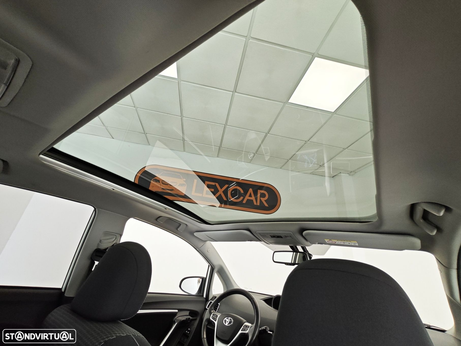Toyota Verso 1.6 D-4D 5L S&S Comfort - 8