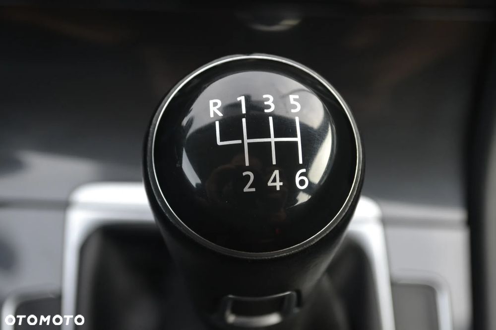 Volkswagen Golf Variant 1.0 TSI BMT Comfortline - 32