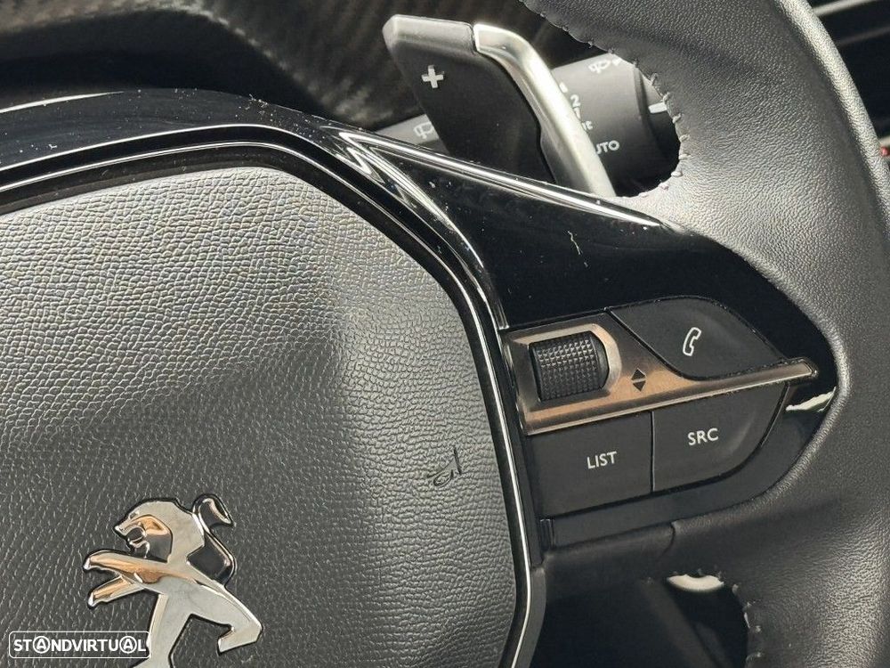 Peugeot 2008 1.5 BlueHDi Allure Pack EAT8 - 10