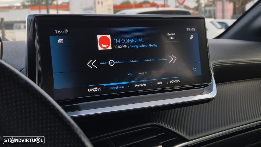 Peugeot 208 1.2 PureTech GT Line EAT8 - 32