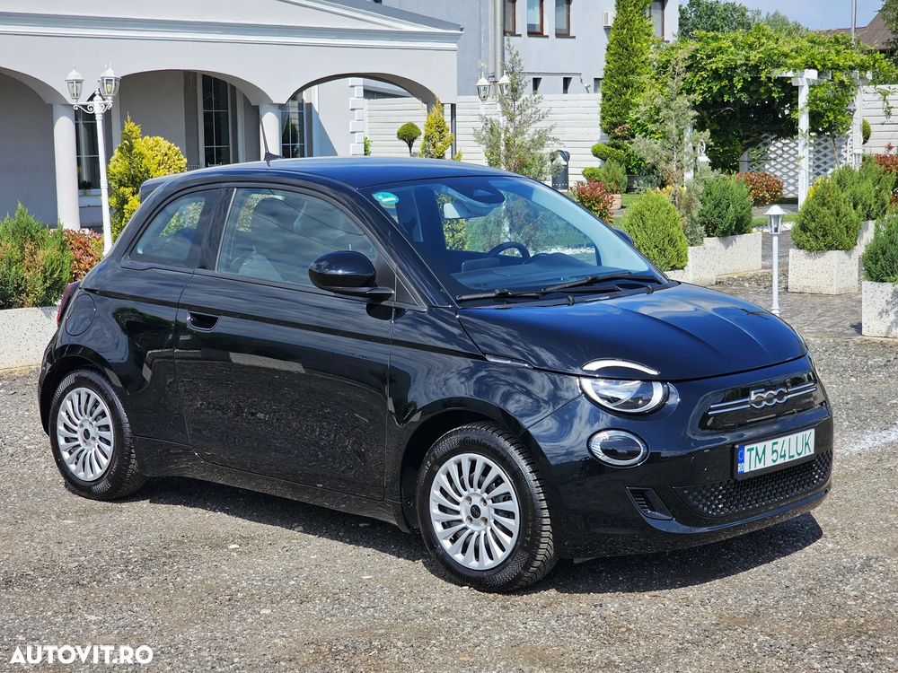 Fiat 500E Action - 3