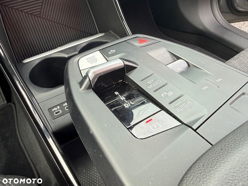 BMW Seria 2 218d - 20