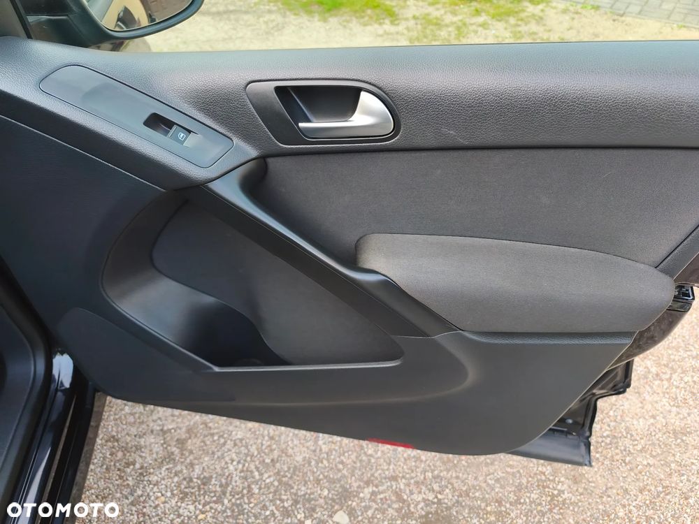 Volkswagen Tiguan 2.0 TDI DPF BlueMotion Technology Freestyle - 36