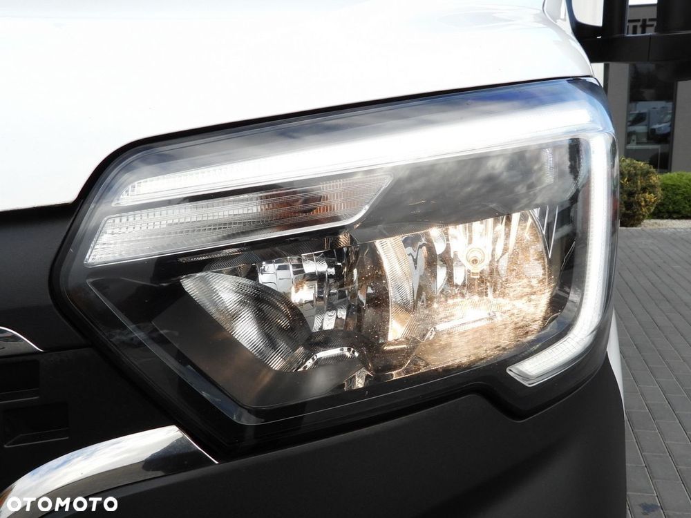 Renault MASTER PLANDEKA WINDA 10 PALET TEMPOMAT LEDY KLIMATYZACJA  165KM - 24