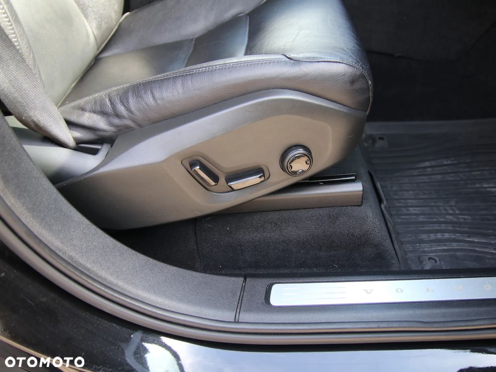Volvo XC 90 T5 AWD Momentum - 13