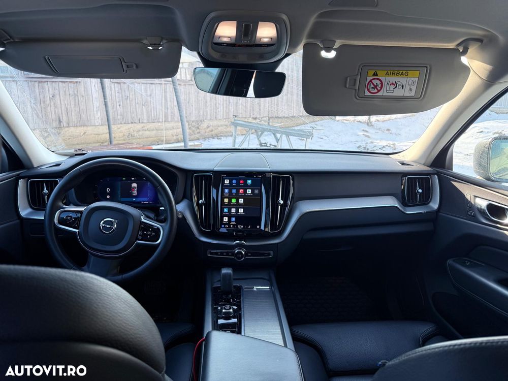 Volvo XC 60 B4 D Plus Dark - 16