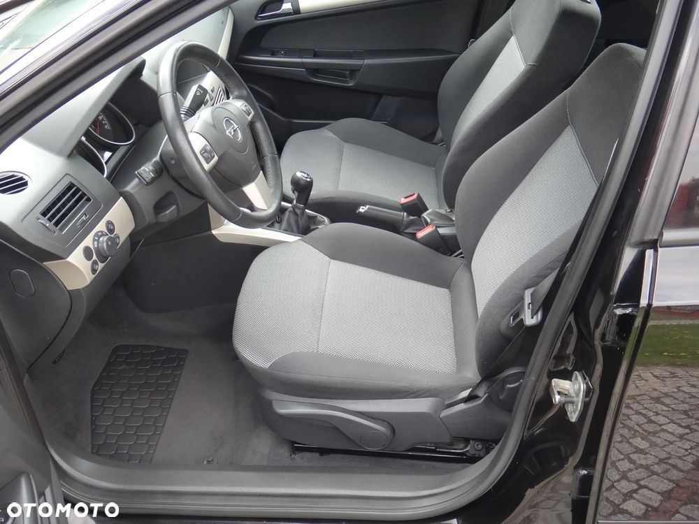 Opel Astra 1.6 Innovation - 8