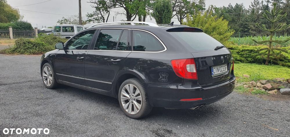 Skoda Superb 2.0 TDI Business DSG - 2