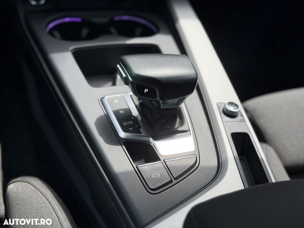 Audi A4 40 TFSI MHEV S tronic S Line - 22