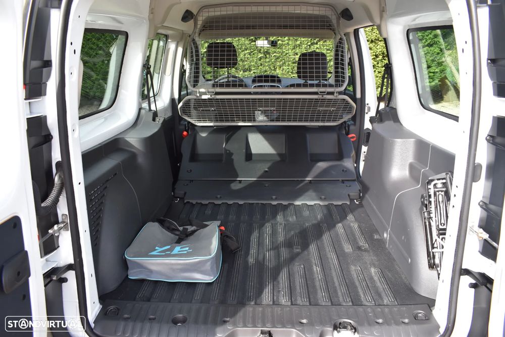 Renault Kangoo E-Tech - 11