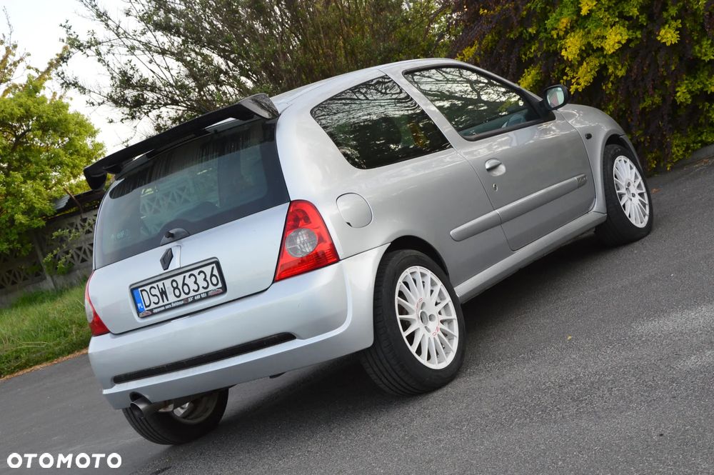 Renault Clio - 13
