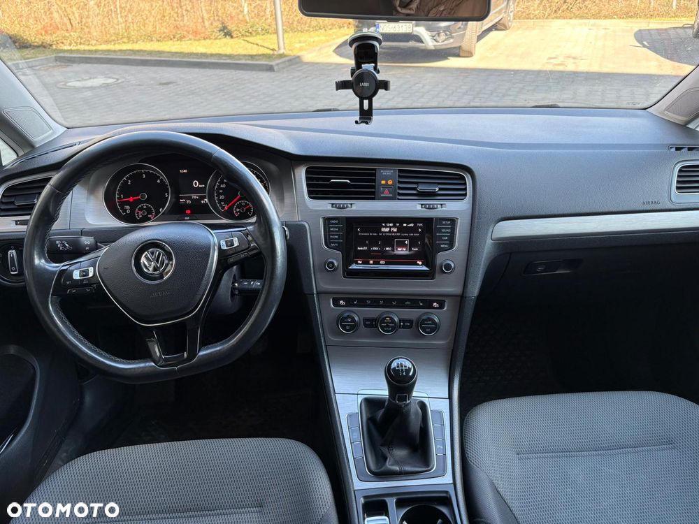 Volkswagen Golf 1.6 TDI Comfortline - 11
